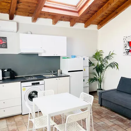 Casa Cleopatra * Bergamo